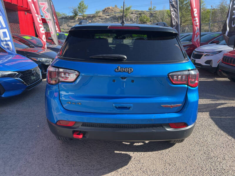 2025 Jeep Compass Trailhawk