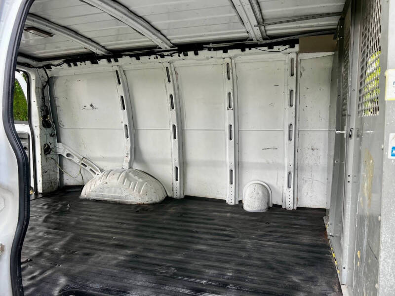 2006 GMC Savana 2500