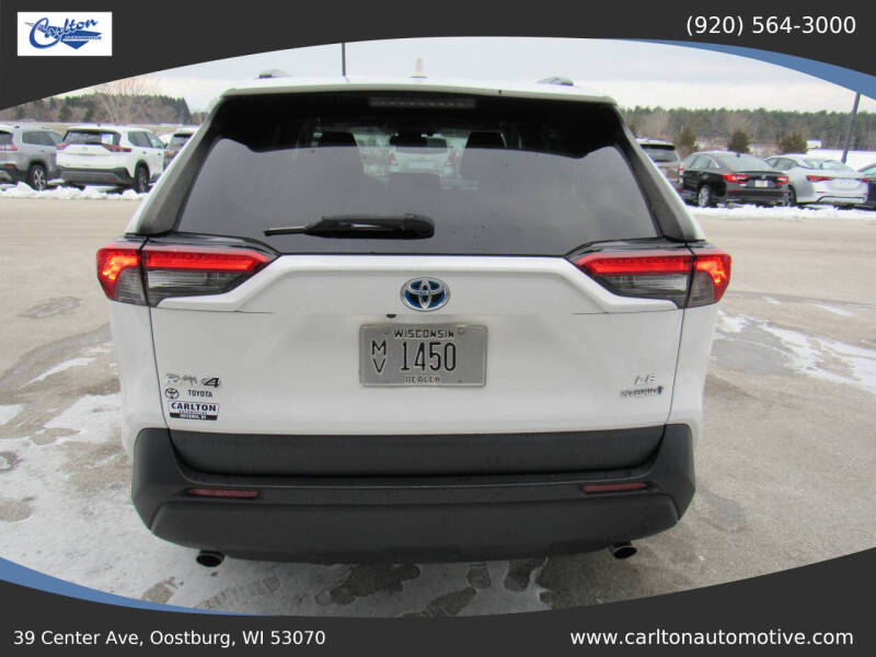 2020 Toyota RAV4 Hybrid LE