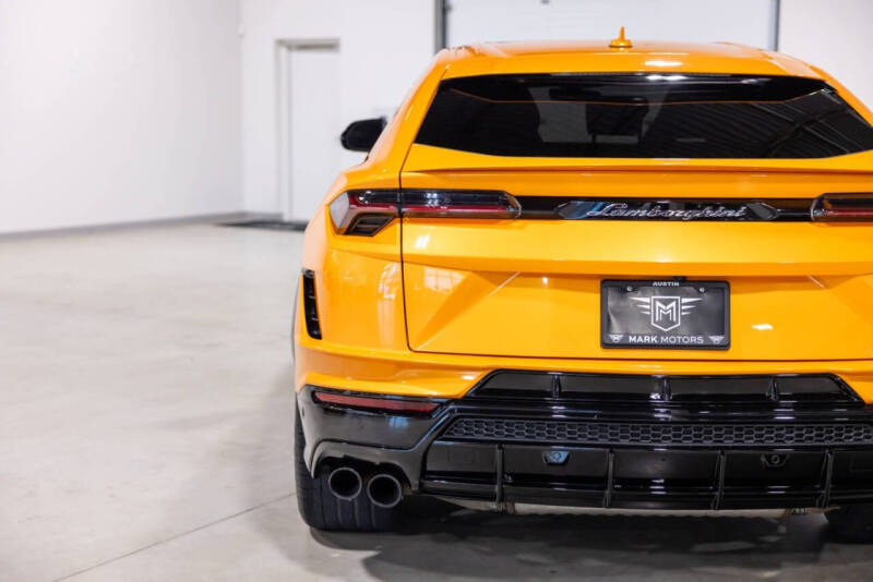 2024 Lamborghini Urus S