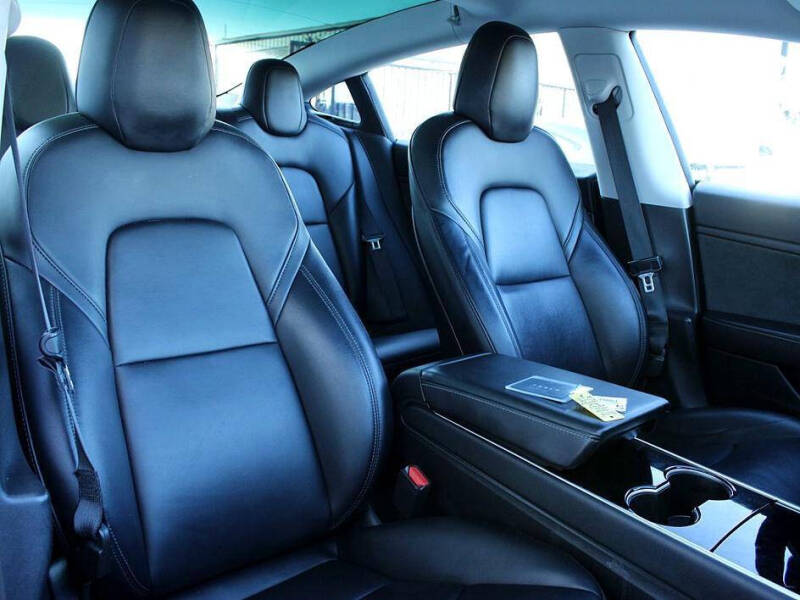 2020 Tesla Model 3 Standard Range Plus