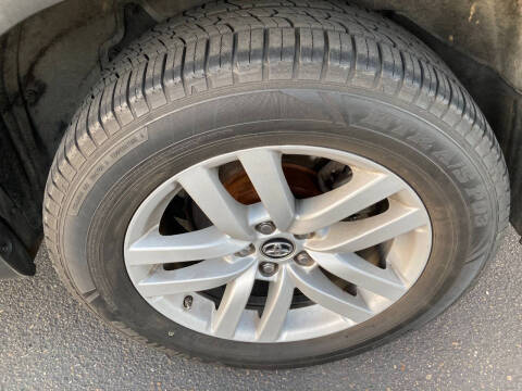 2016 Toyota Highlander LE