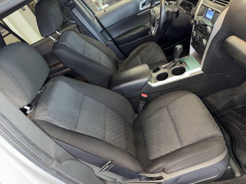 2011 Ford Explorer XLT