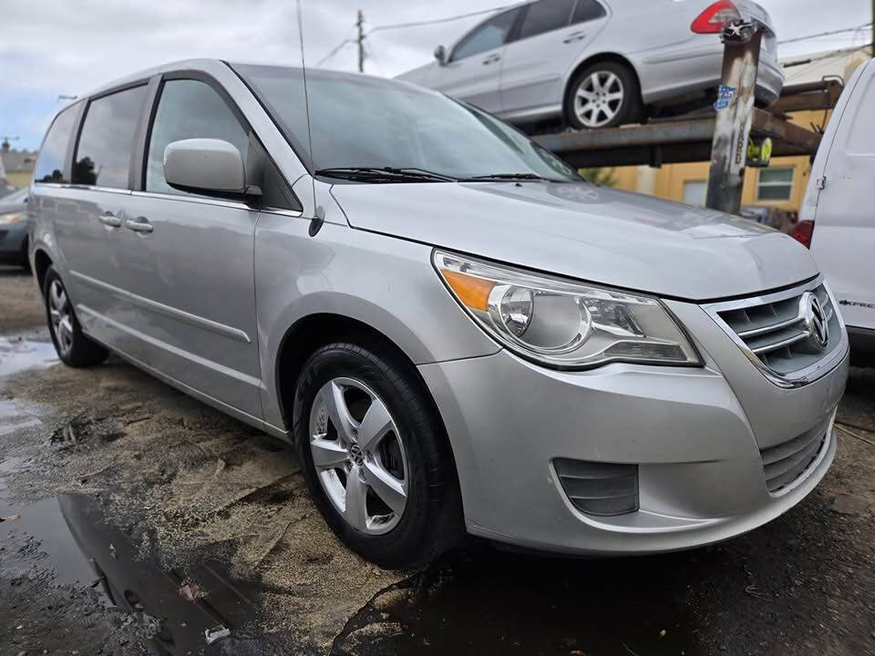 2011 Volkswagen Routan for sale at 911 Auto, LLC. in Hollywood, FL