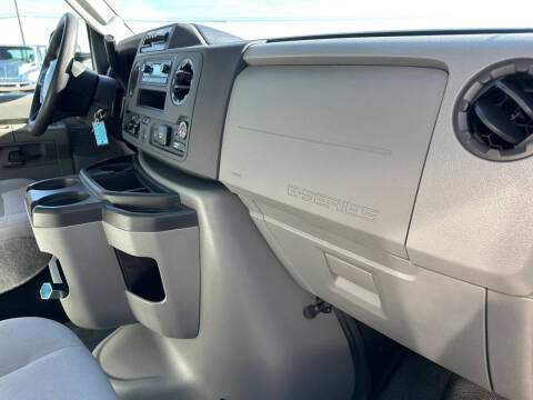 2025 Ford E-Series