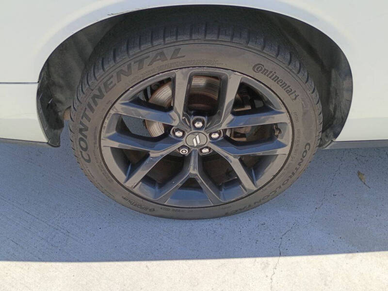 2021 Dodge Challenger SXT
