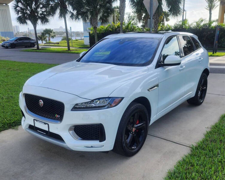 2019 Jaguar F-PACE S