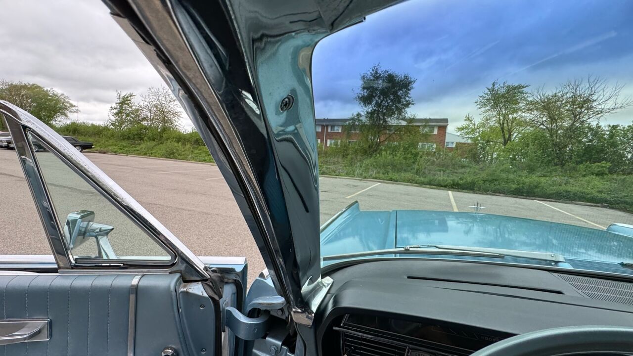 1964 Lincoln Continental 59