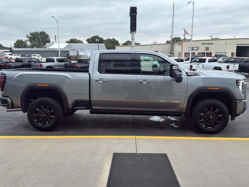 2025 GMC Sierra 2500HD