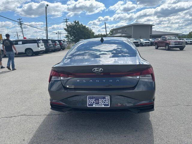 2022 Hyundai Elantra