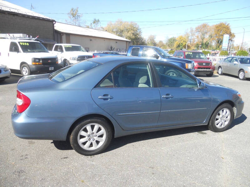 2002 Toyota Camry XLE photo 4