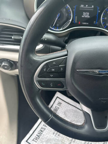 2017 Chrysler Pacifica Touring-L