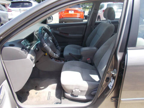 2004 Toyota Corolla LE