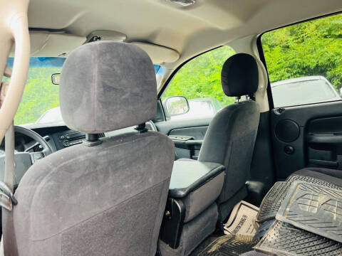 2005 Dodge Ram 1500 SLT