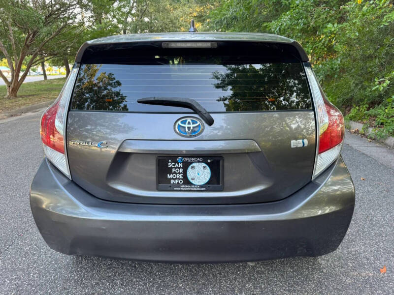 2016 Toyota Prius c
