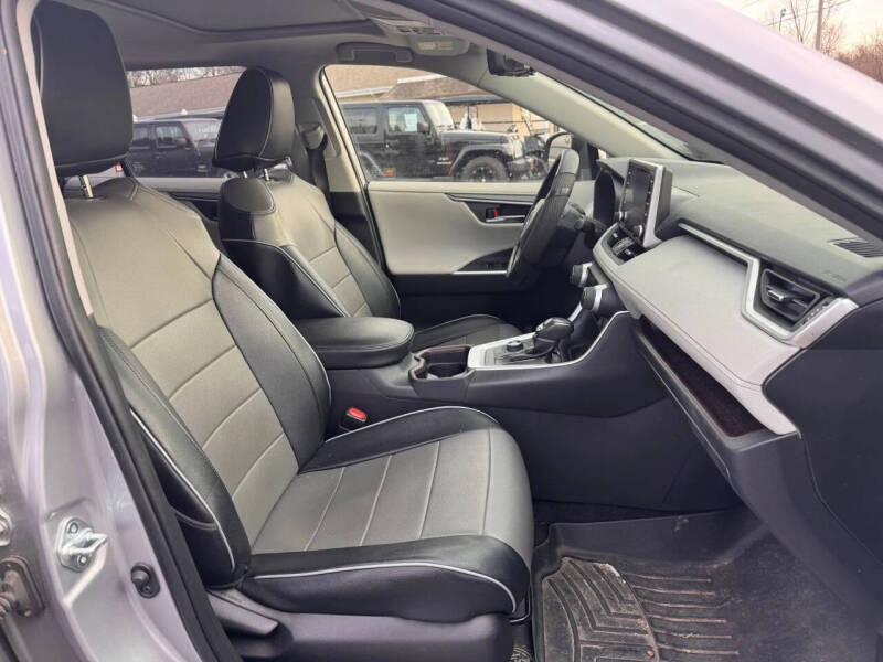 2019 Toyota RAV4 Hybrid Limited