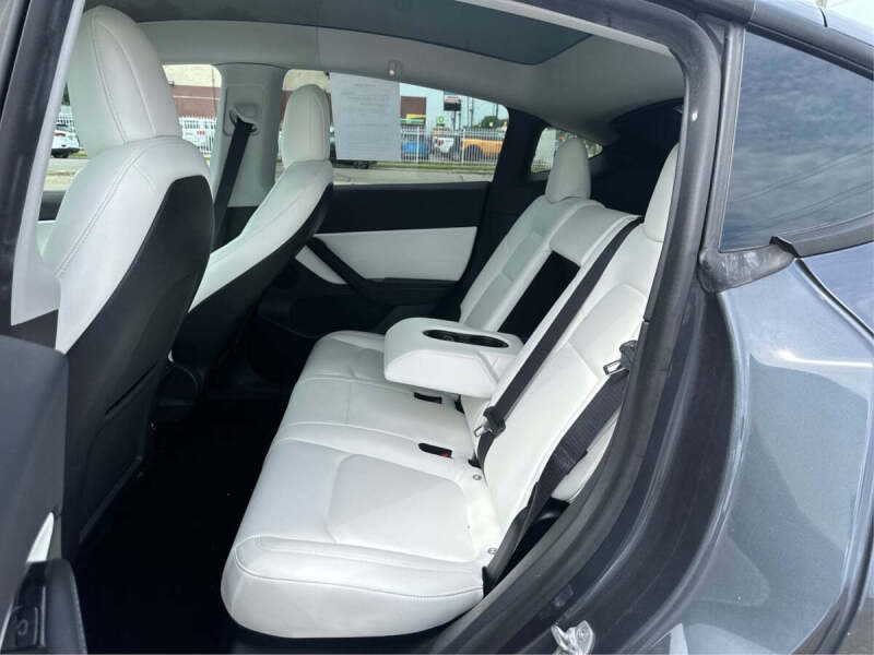 2020 Tesla Model Y Long Range