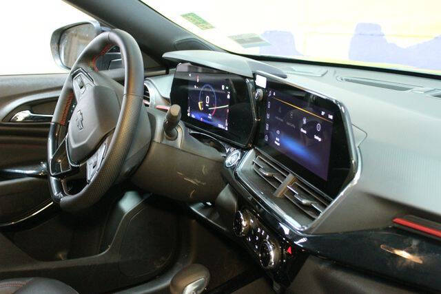 2025 Chevrolet Trax RS