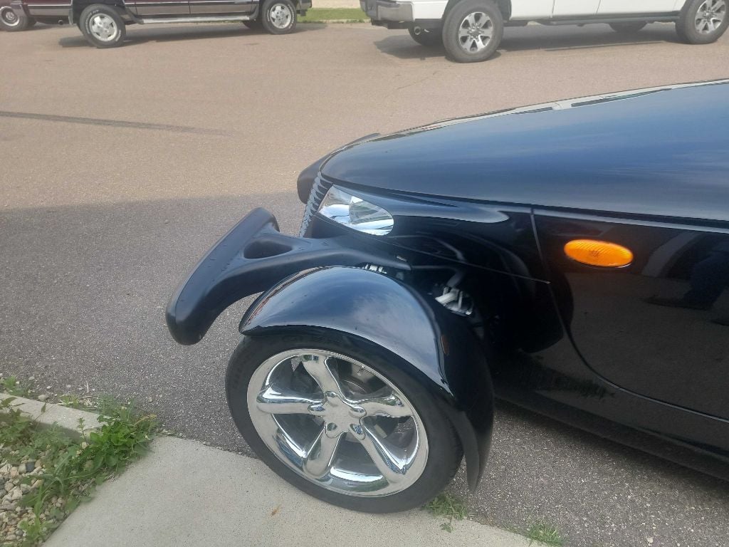 2000 Plymouth Prowler 27