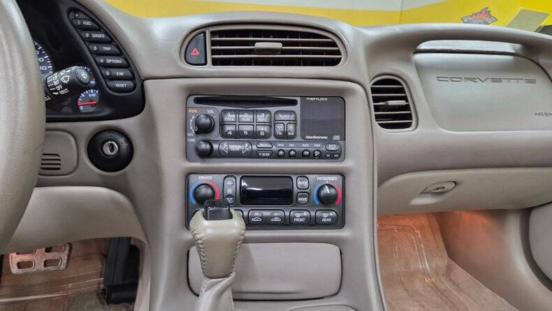 2003 Chevrolet Corvette
