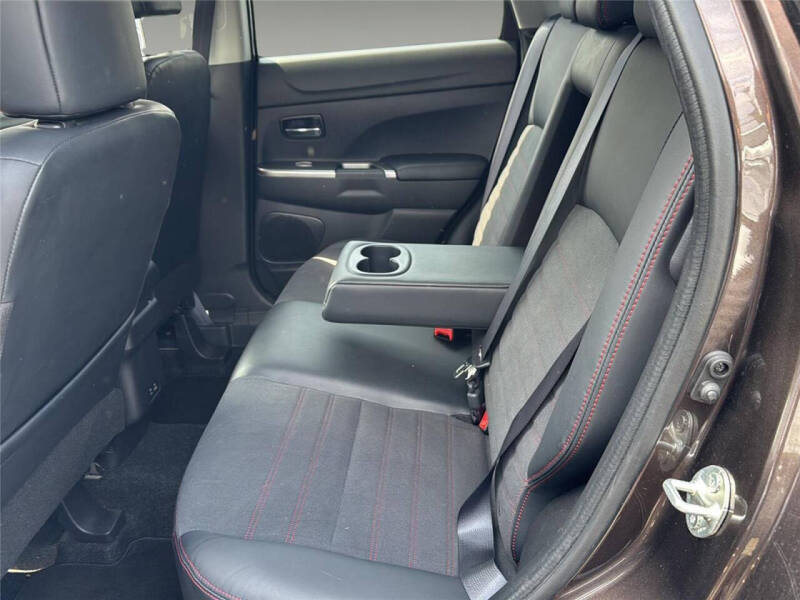2022 Mitsubishi Outlander Sport SE