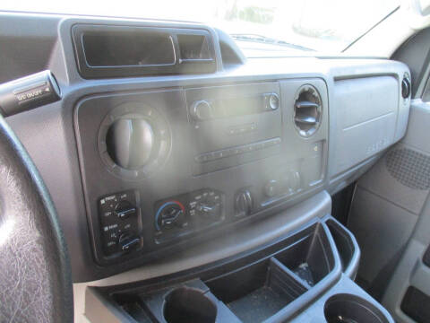 2014 Ford E-Series E-150