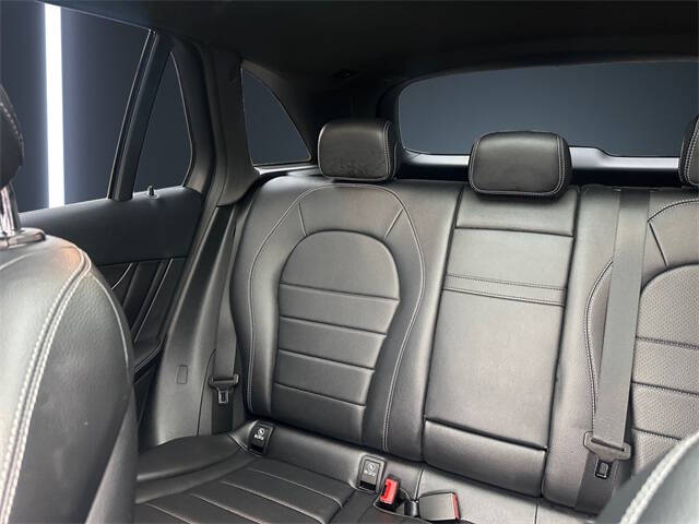 2022 Mercedes-Benz GLC GLC 300 4MATIC