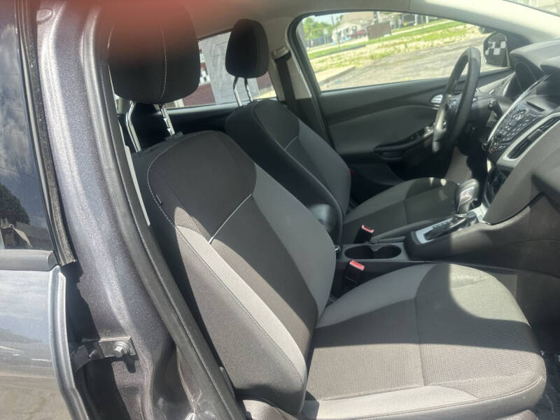 2012 Ford Focus SE