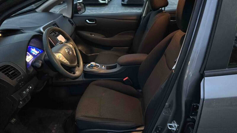 2016 Nissan LEAF S-24