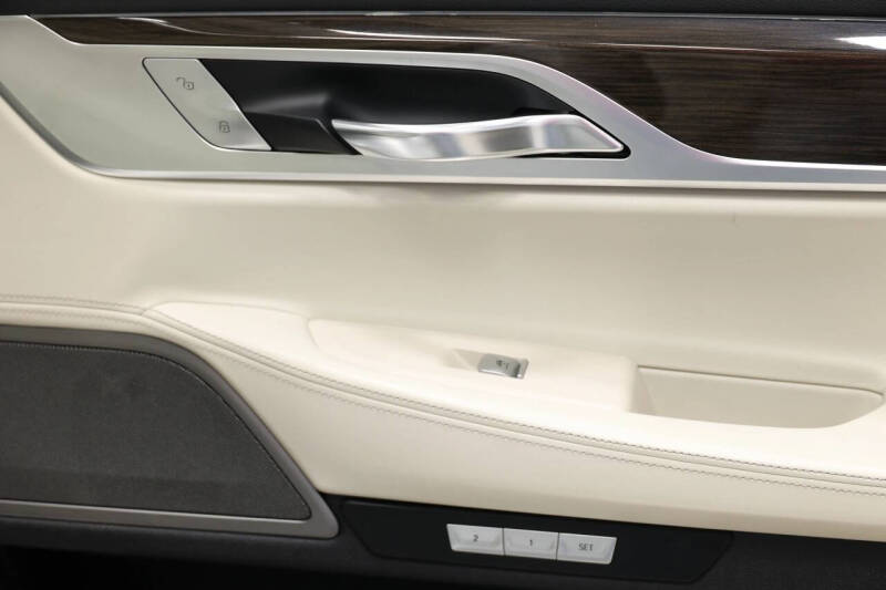 2016 BMW 7 Series 750i xDrive