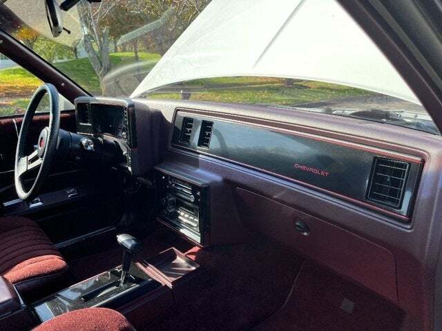 1988 Chevrolet Monte Carlo 34