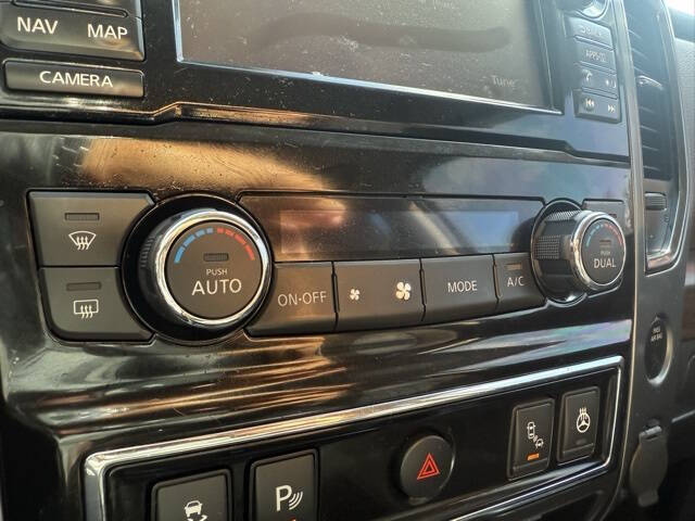 2017 Nissan Titan Platinum Reserve