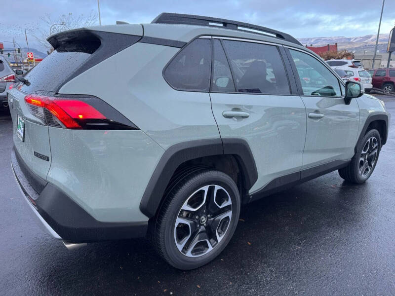 2021 Toyota RAV4 Adventure