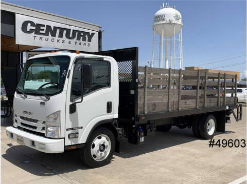 2018 Isuzu NRR for sale at CENTURY TRUCKS & VANS in Grand Prairie TX