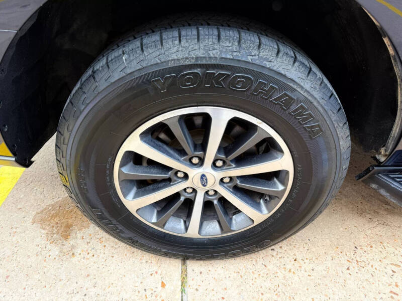 2021 Ford Expedition XLT