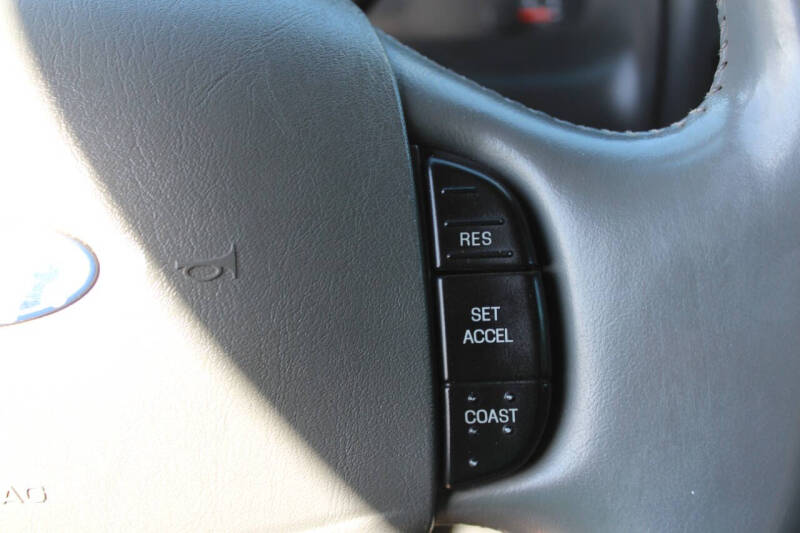 2003 Ford Excursion XLT