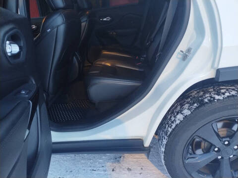 2019 Jeep Cherokee Altitude