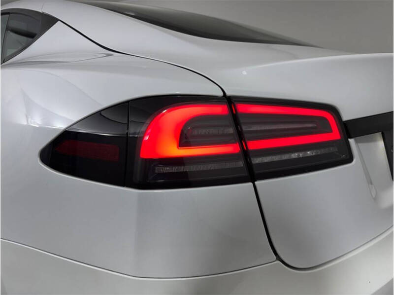 2022 Tesla Model S