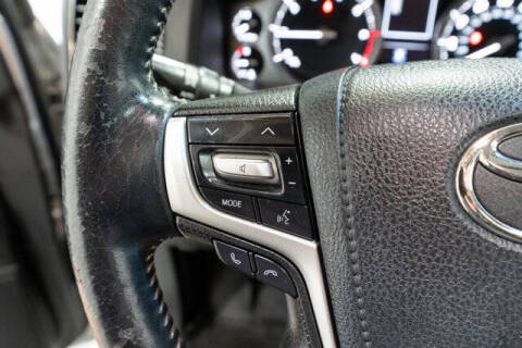 2016 Toyota Land Cruiser