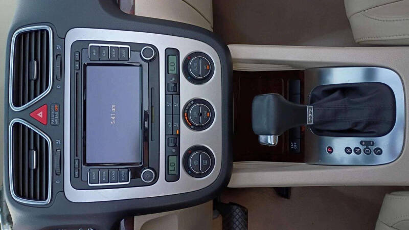 2009 Volkswagen Eos Lux