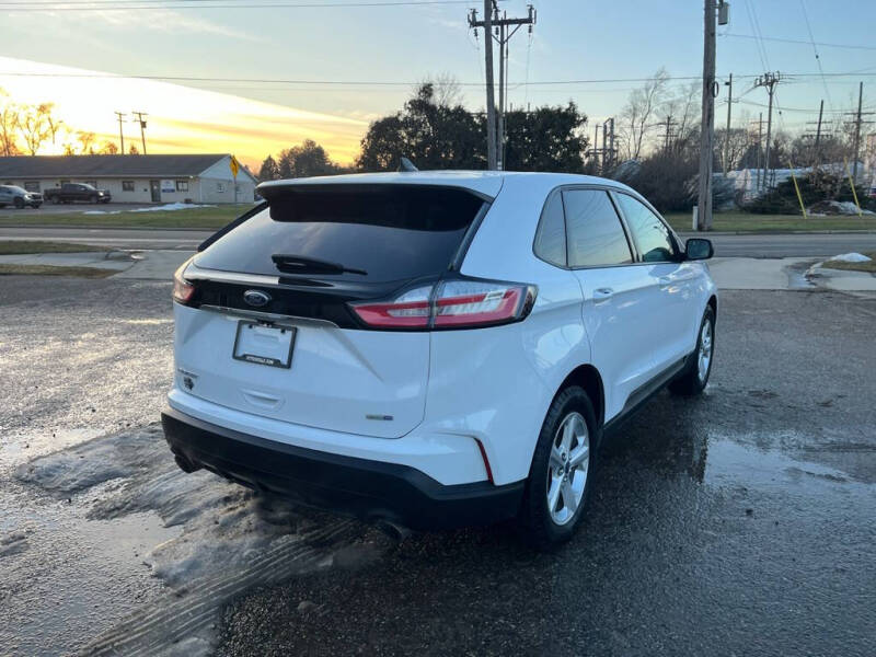 2020 Ford Edge SE
