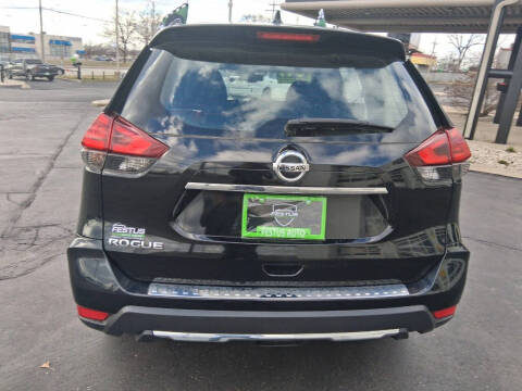 2017 Nissan Rogue S
