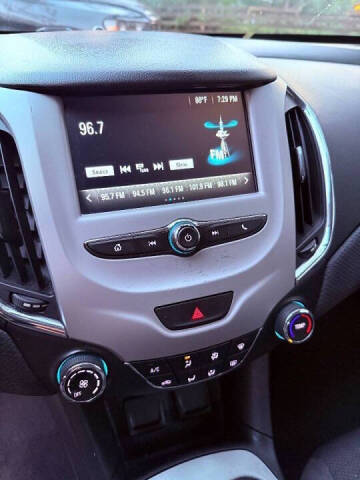 2018 Chevrolet Cruze LS Auto