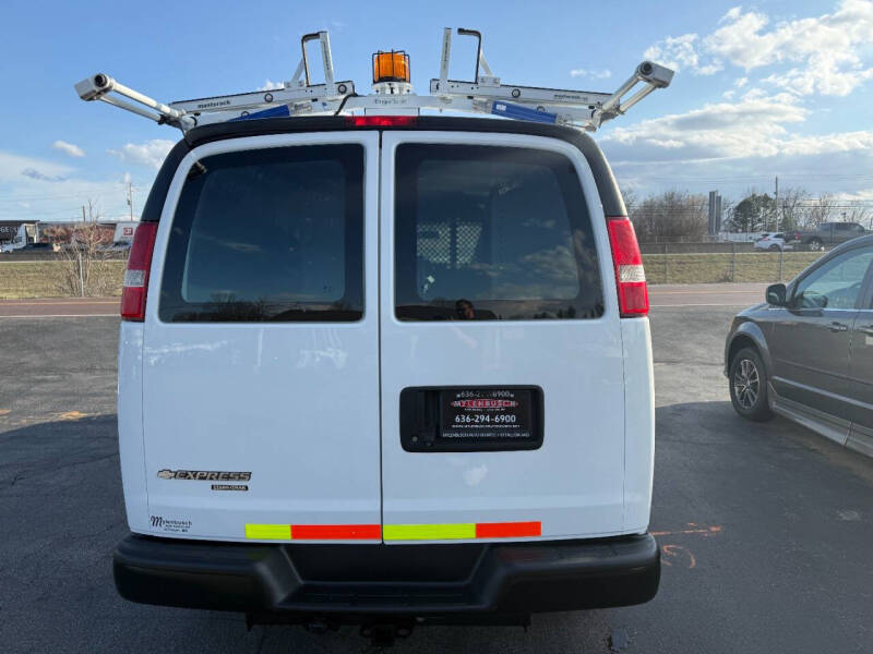 2016 Chevrolet Express 2500