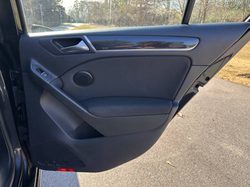 2014 Volkswagen GTI Wolfsburg Edition PZEV