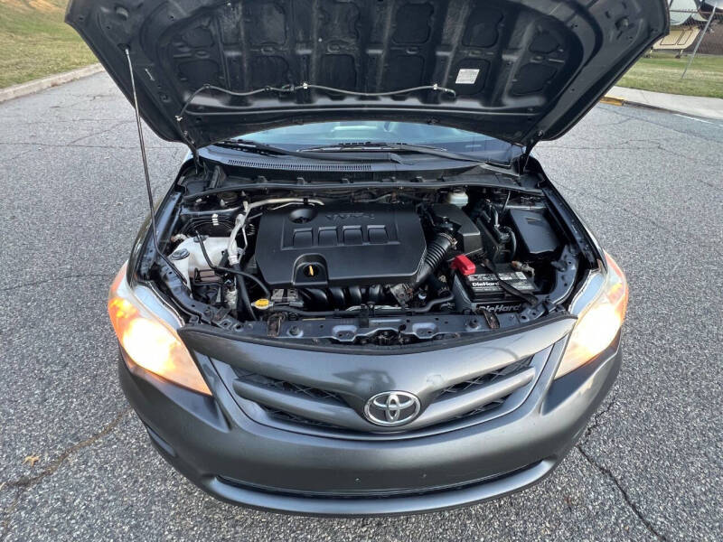 2011 Toyota Corolla LE