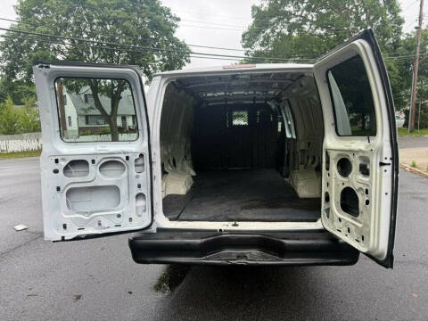 2010 Ford E-Series E-150