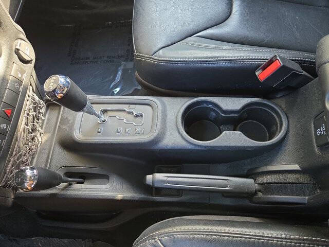 2013 Jeep Wrangler Sahara