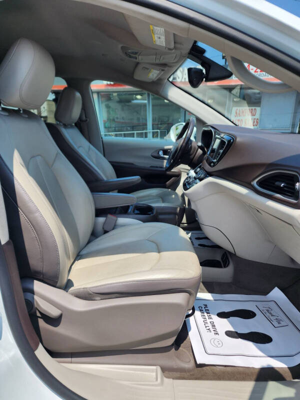 2019 Chrysler Pacifica Touring L