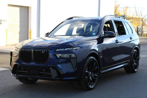 2023 BMW X7 M60i